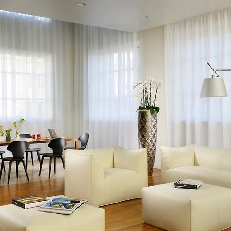 Palazzo Montemartini Rome, A Radisson Collection Hotel Екстериор снимка A living room