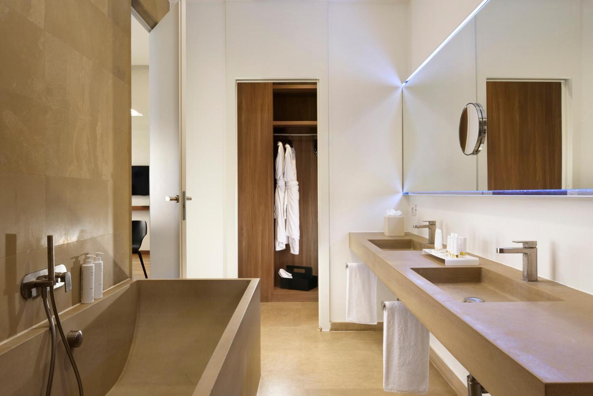 Palazzo Montemartini Rome, A Radisson Collection Hotel Екстериор снимка Bathroom