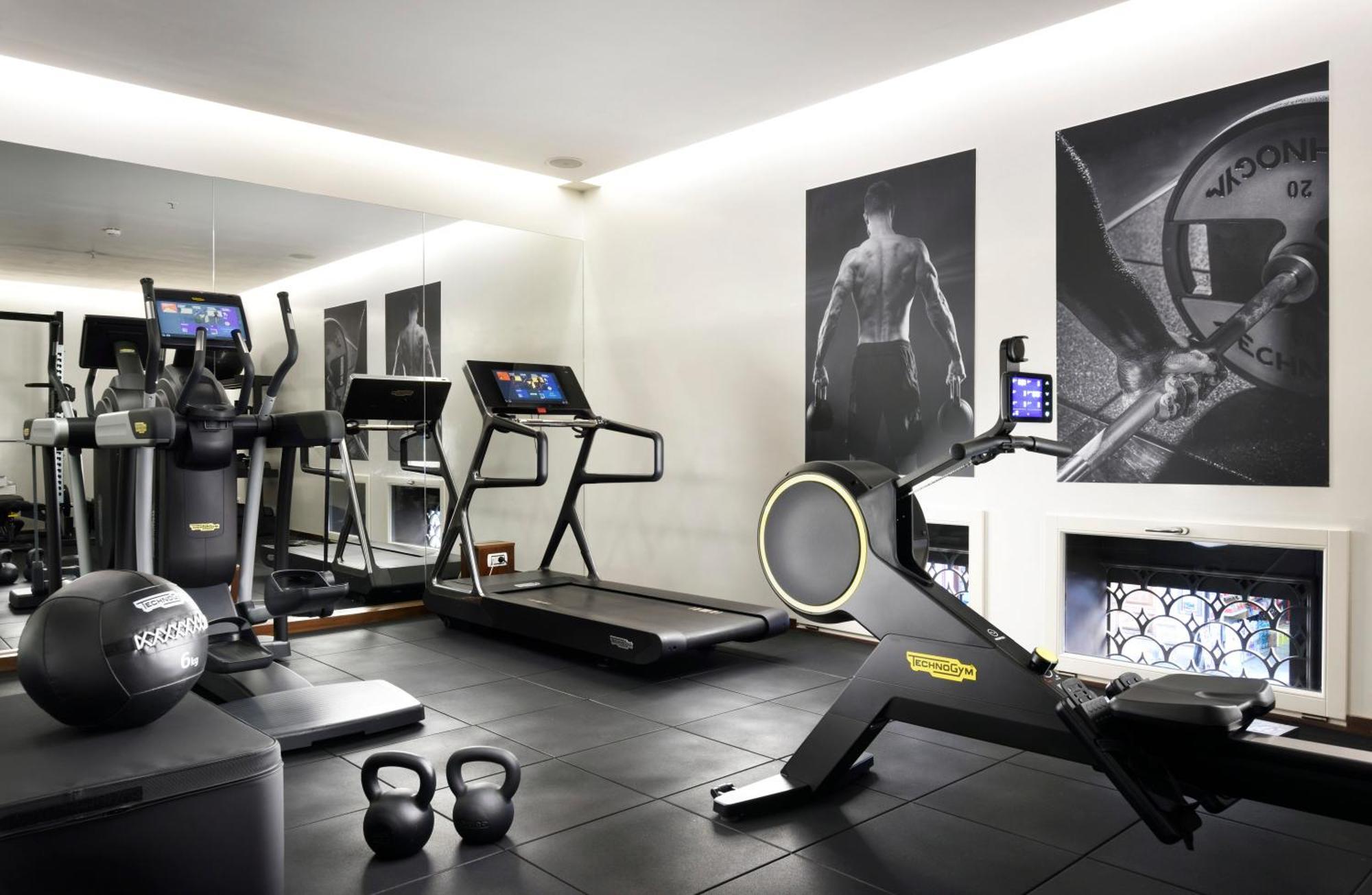 Palazzo Montemartini Rome, A Radisson Collection Hotel Екстериор снимка The gym at The Ivy Collection