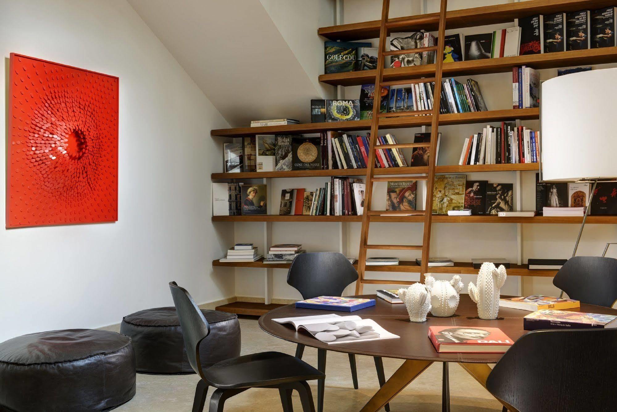 Palazzo Montemartini Rome, A Radisson Collection Hotel Екстериор снимка The library of the museum