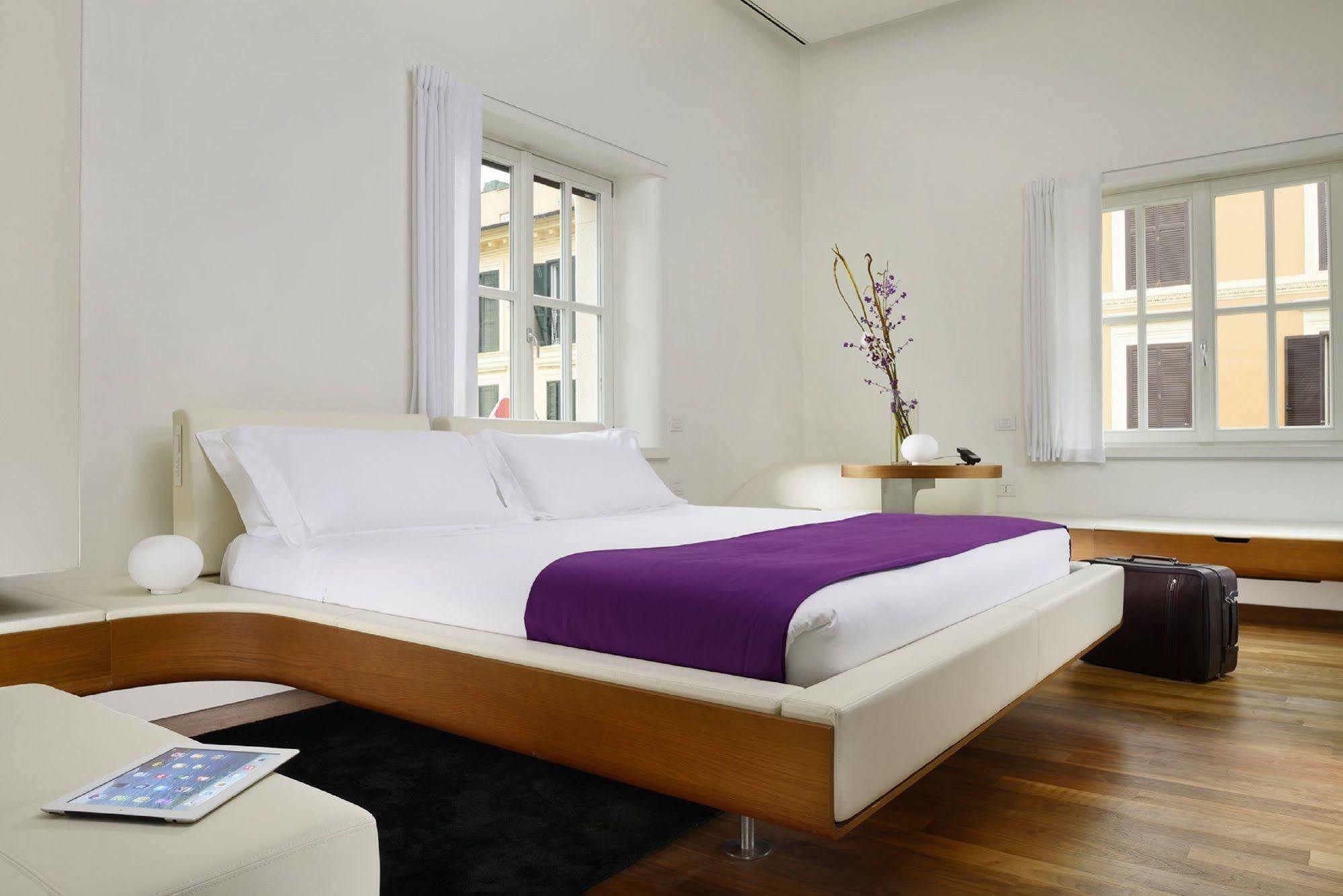 Palazzo Montemartini Rome, A Radisson Collection Hotel Екстериор снимка A bedroom at the Standard East Village